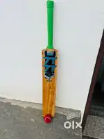 Cricket bat