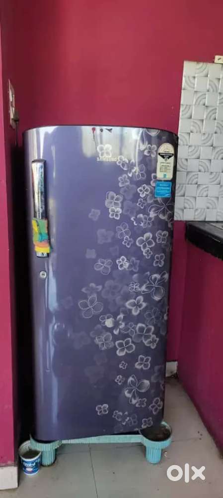 Single door fridge available here running and good condition