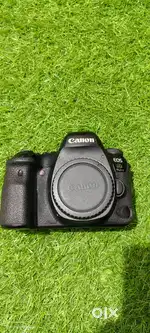 Canon eos 90D available with full kit.
