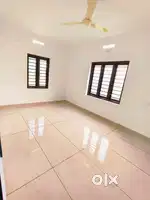 Gents,men's,lboys hostel North railway station kochi