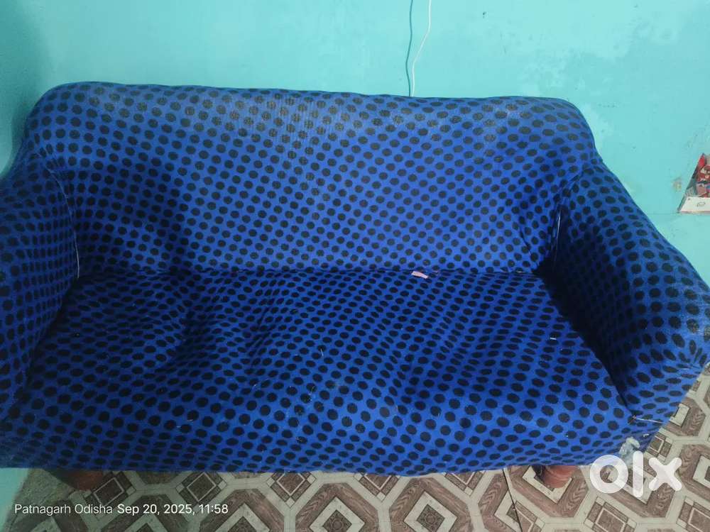 Sofa set blue black colour