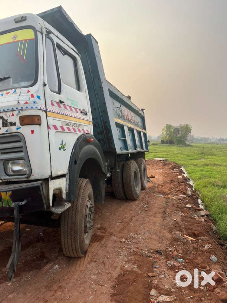 Driving hywa tata bs3 model