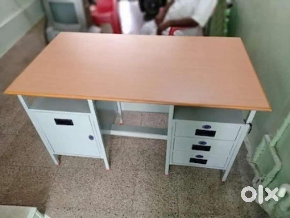 Front office - female only