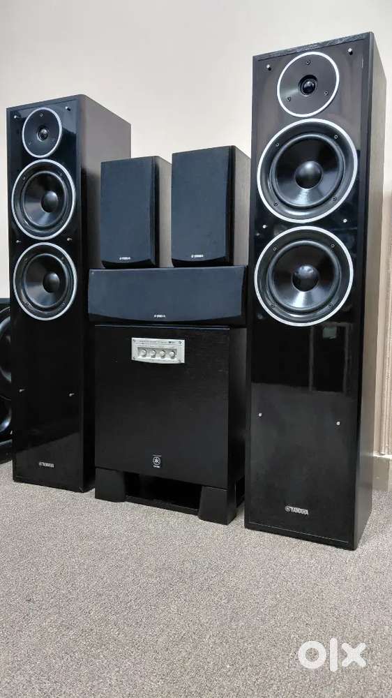 YAMAHA : NSF71 5.1 HOME THEATER PACKAGE