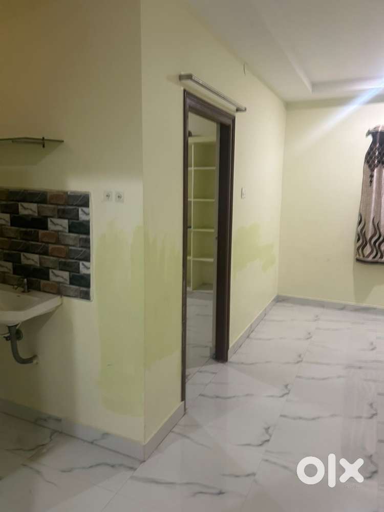 To-Let/Moosapet/1BHK/12k/Family or girls-3 only/Apart/Lift/3rd