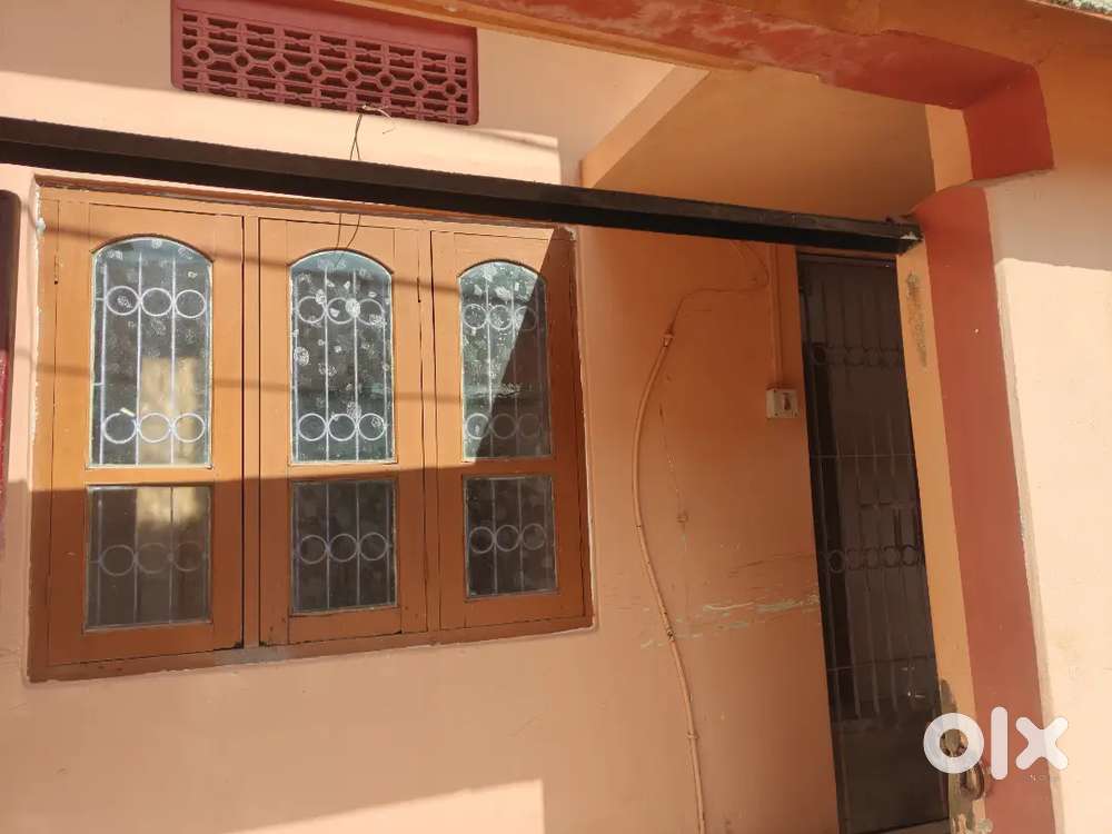 Need two tenants, bachelors, working