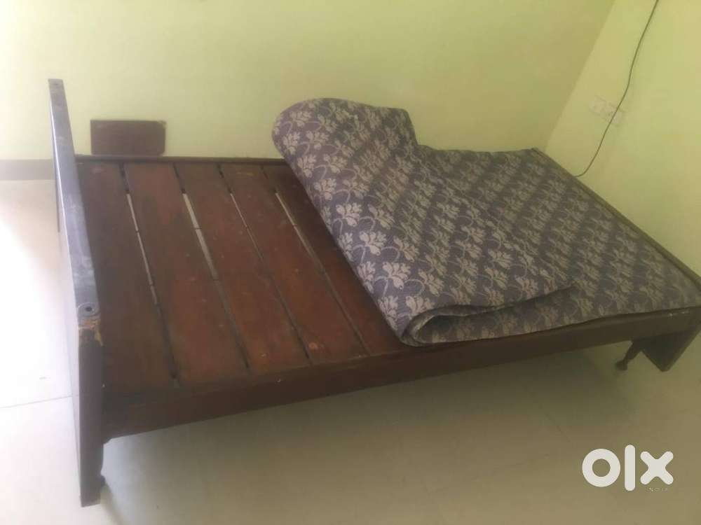 King size double bed