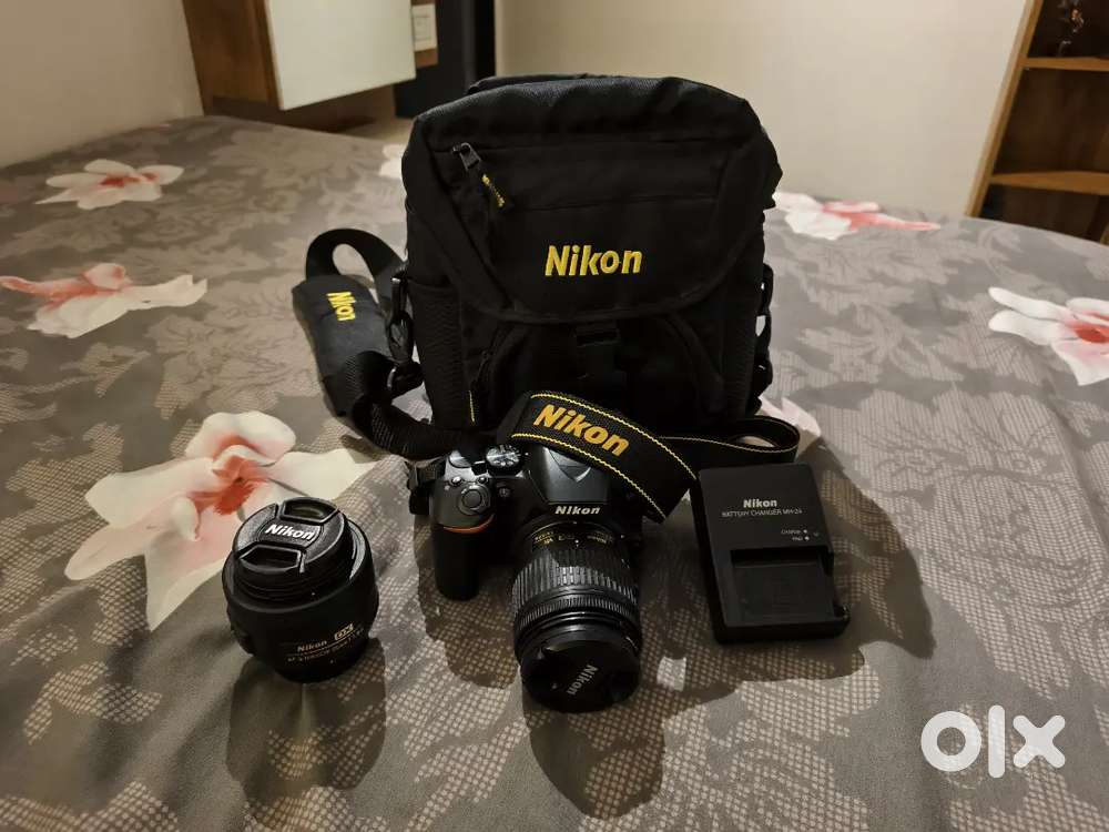 Wanted to sell my nikon d3500 with kit lense and 35mm prime lense