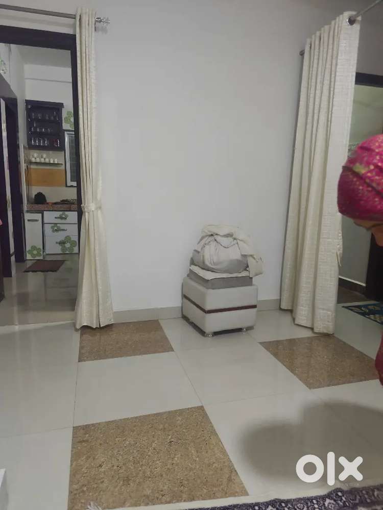 2bhk flt 24 hrs water