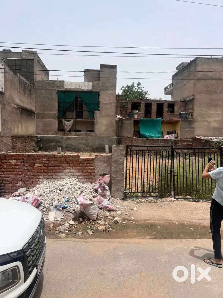 200 Gaj plot 40 foot Road North facing T