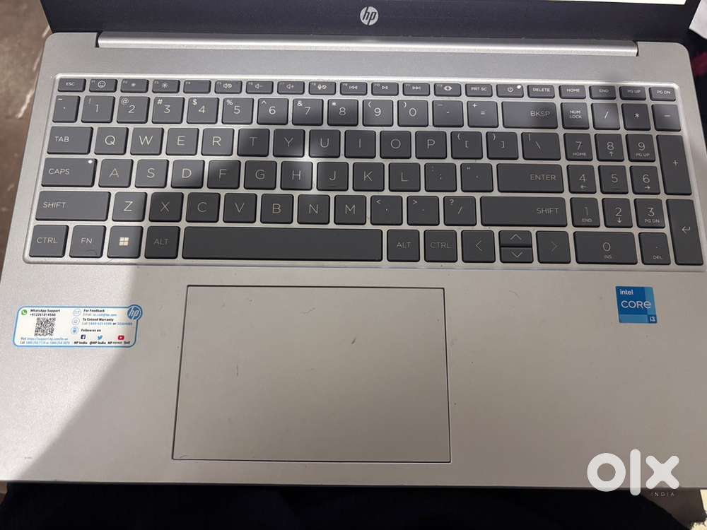 Intel i3 , 12 genration ,8 gb ,512 gb 4bg graphics