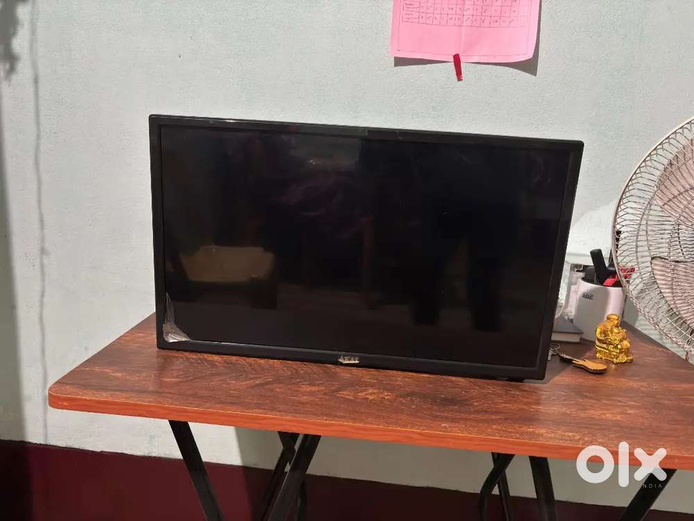 Akaai Wall TV 24 inch