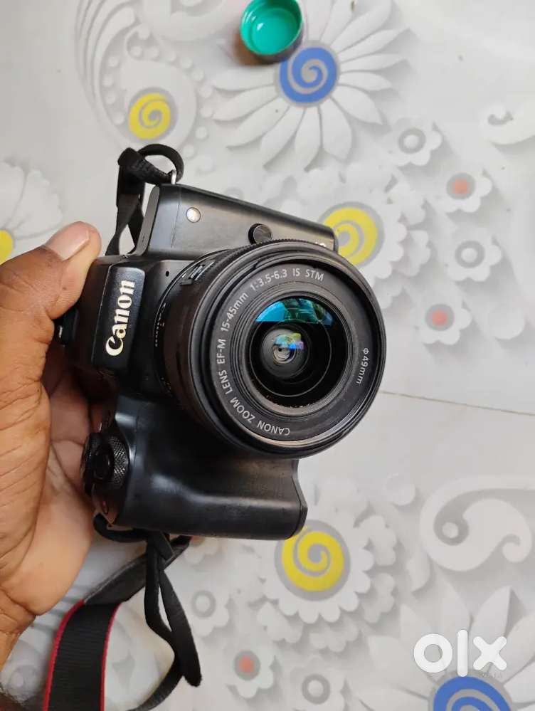 Canon m50 mark-2 mirrorless camera