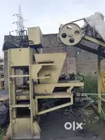 For Sale: Automatic Ash Brick Machine – 8-Brick Capacity – Best Price