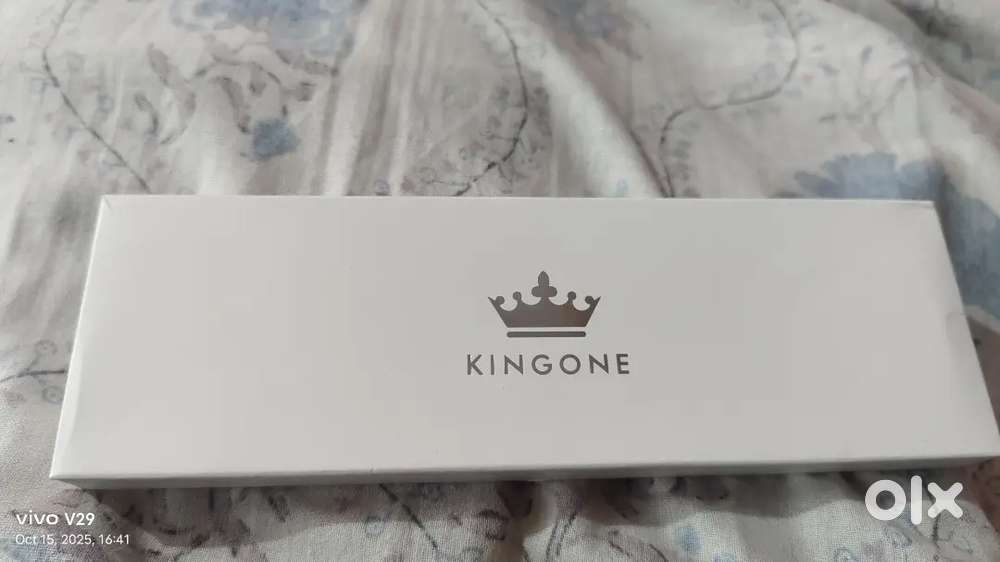 Kingone stylus pen that I ordered by mistake for Android... it's new
