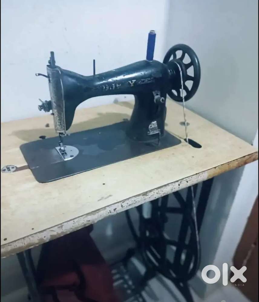 Tailoring machine