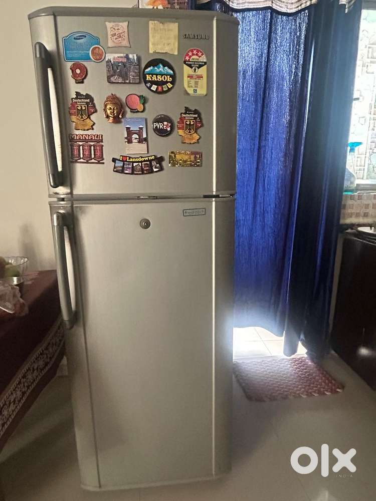 Brand Samsung  Double Door Fridge 260 ltr