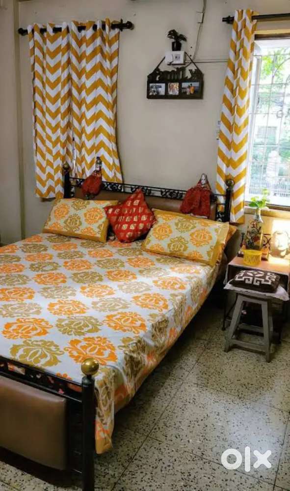 Need Female roommate