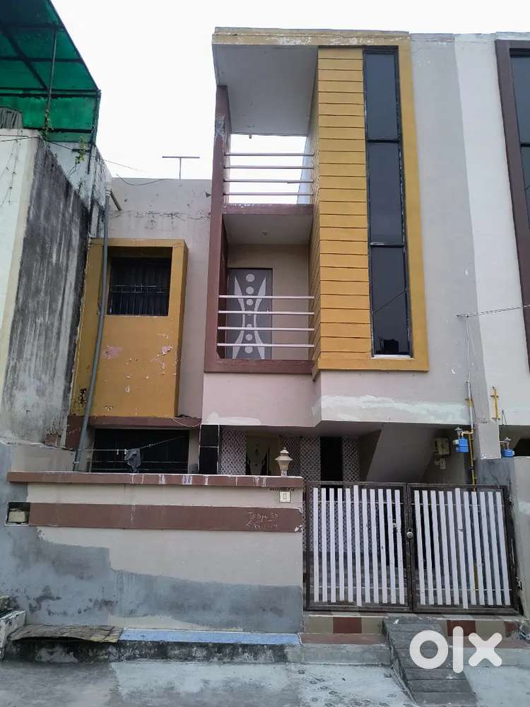For rent only, 3BHK+ Hall , semi furnished and car parking