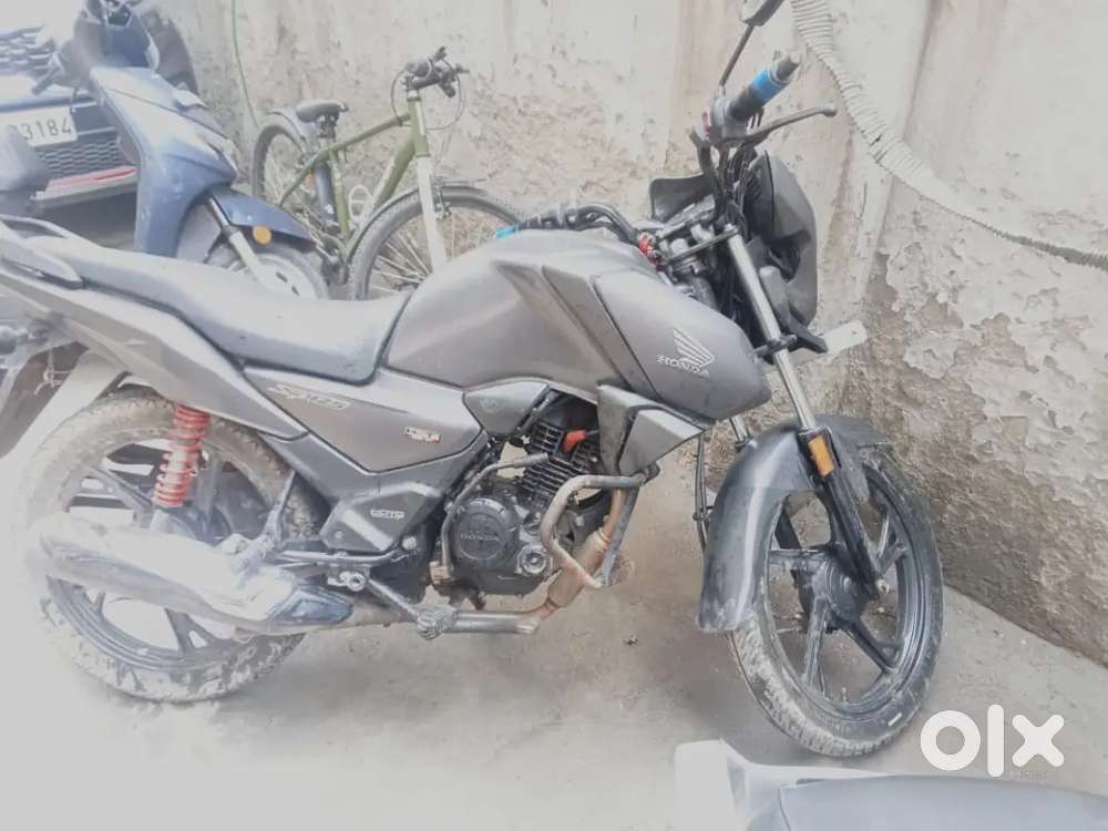 Honda sp 125 bike new tire