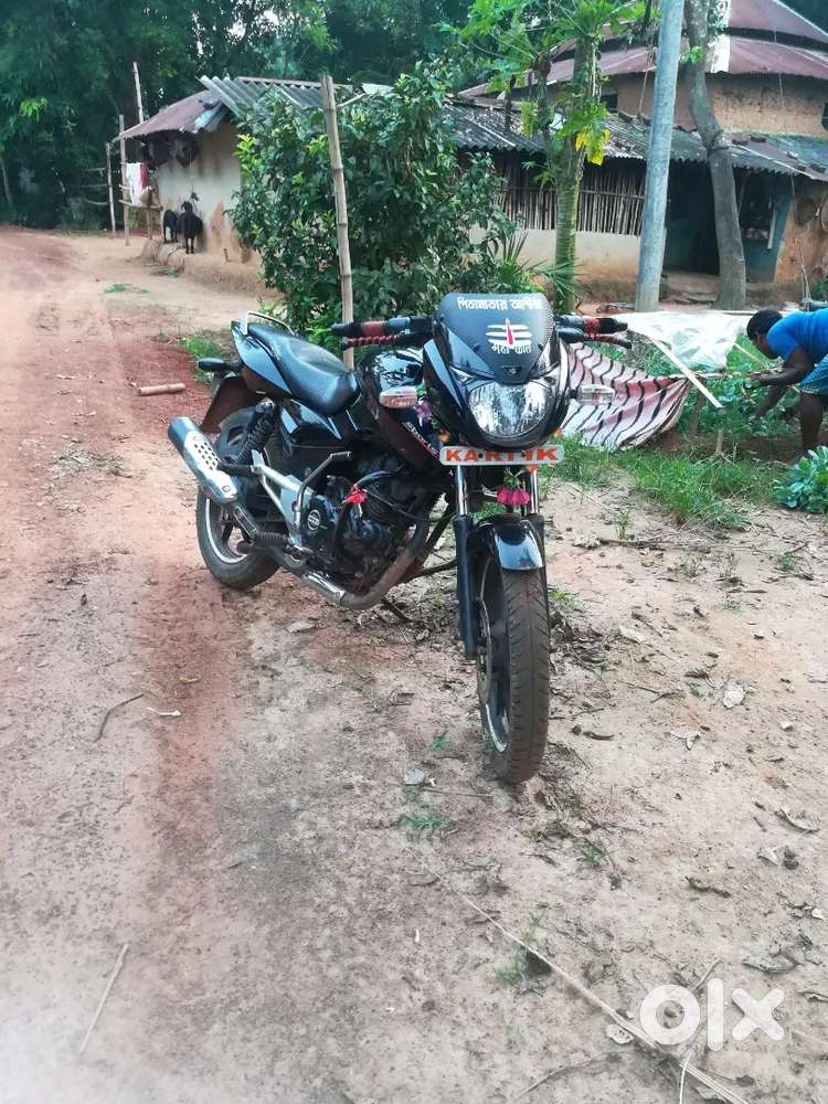 Pulsar 150