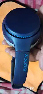 Sony WH-XB700 Wireless Bluetooth On Ear Headphone with Mic (Blue)