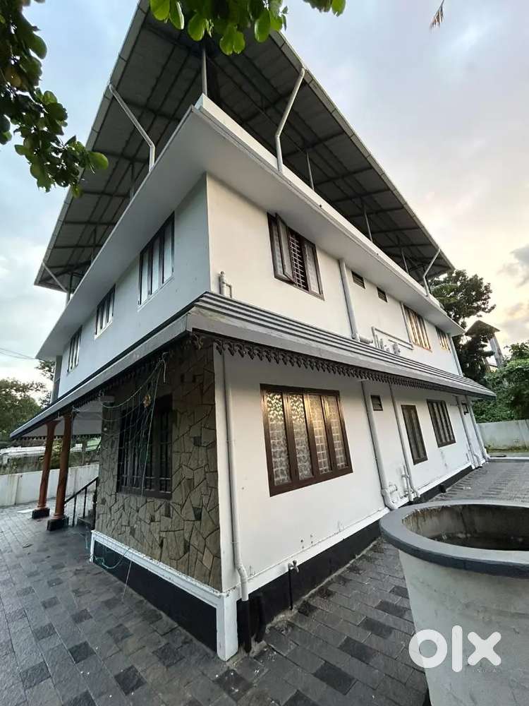 Water view ( 2 bhk ) furnished up stair coupls welcome