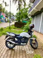 Mint condition Apache rtr 180 for sale
