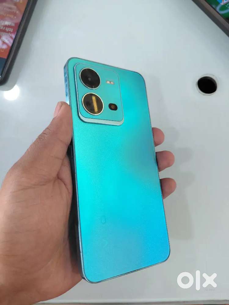 VIVO V25 5G 8+8/128