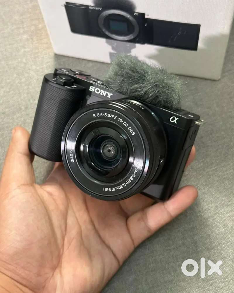 Sony ZV-E10 II Mirrorless Camera Black/White