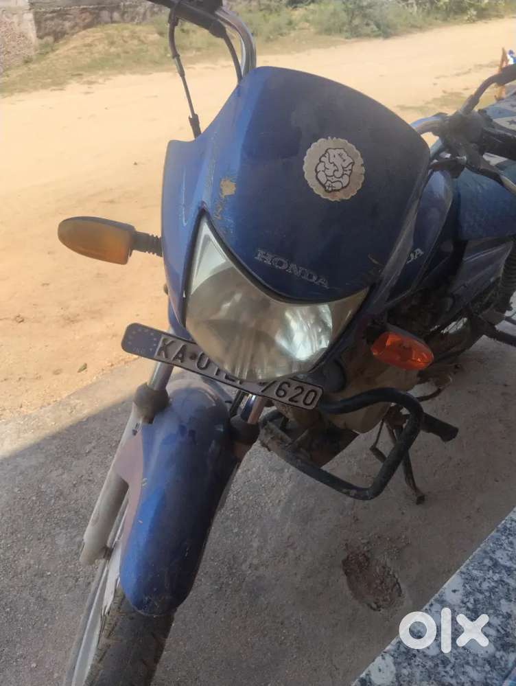 Honda shine good average