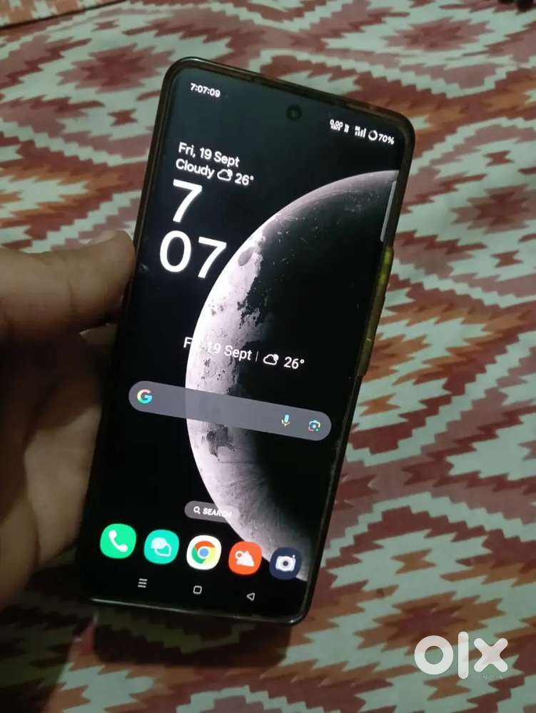 12 pro plus 5g { 8+ 256 gb rom } 4 gb expandable