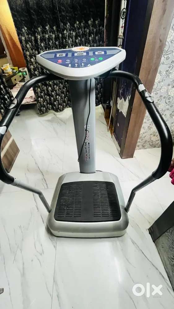 Leg machine and vibration machine