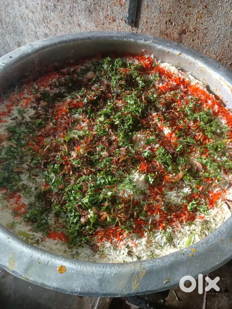 I want job,I m biriyani and Chinese master