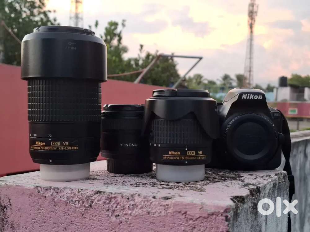 Nikon d5600 Camera plus 3 lenses