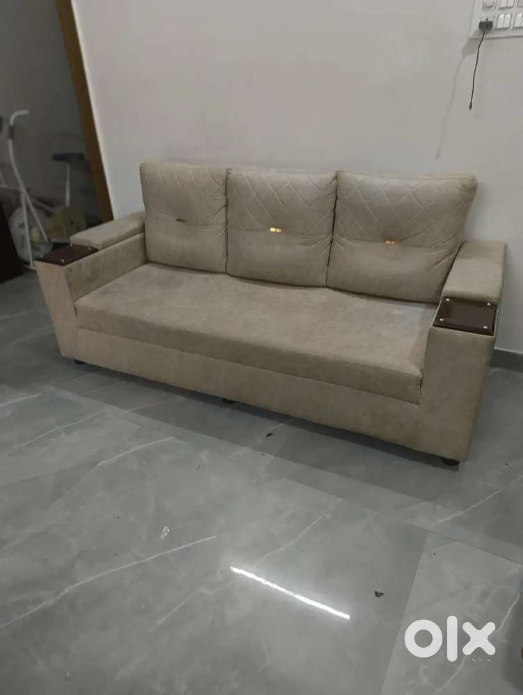 Sofa set 5 seater