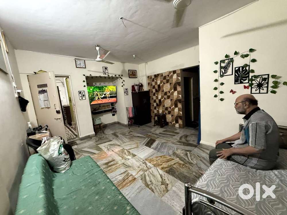 3 bhk for sale in Shree Avenue Complex,Near GCC Club, Hatkesh Circle,