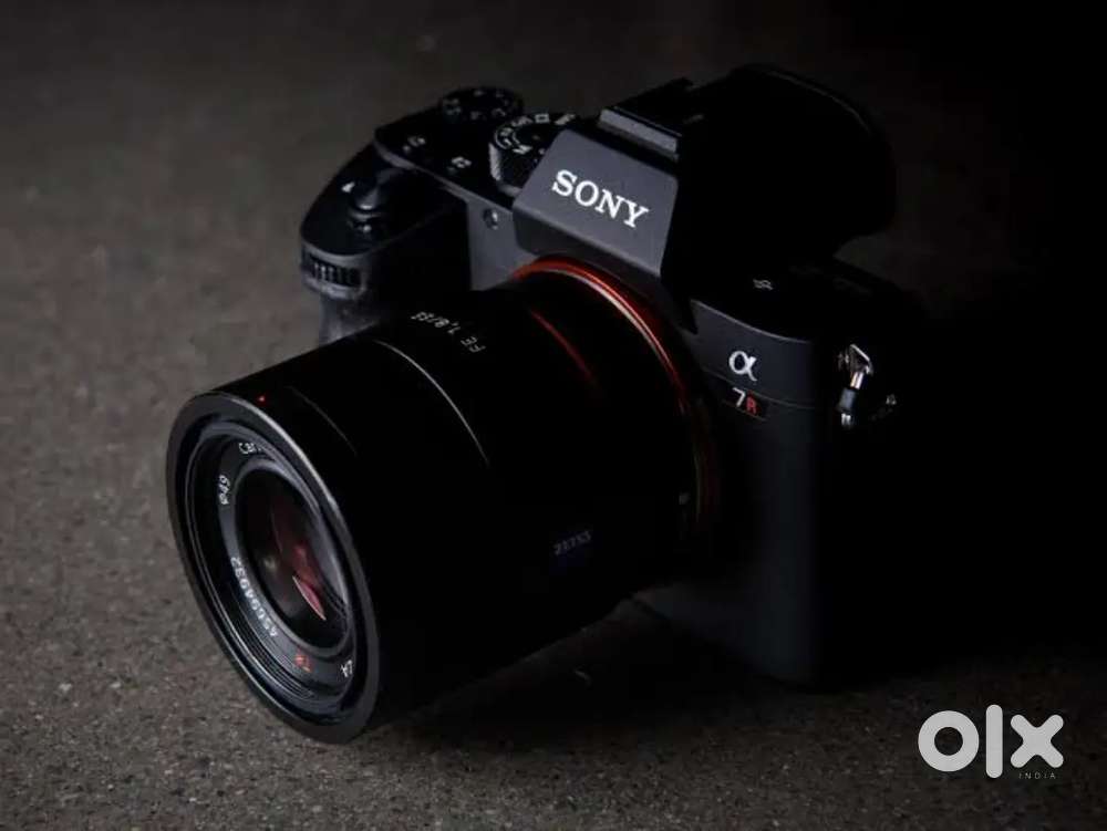 Sony A7R3 Full Frame Camera on Rent
