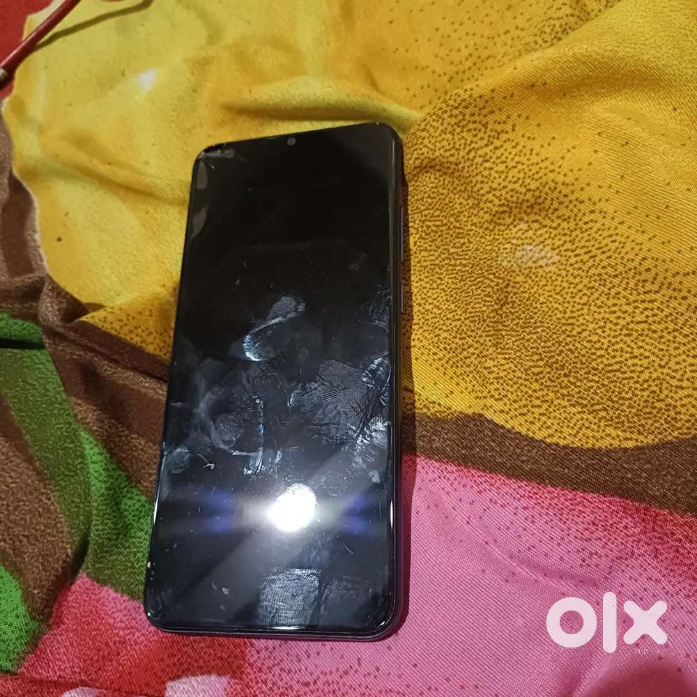 Samsung M20