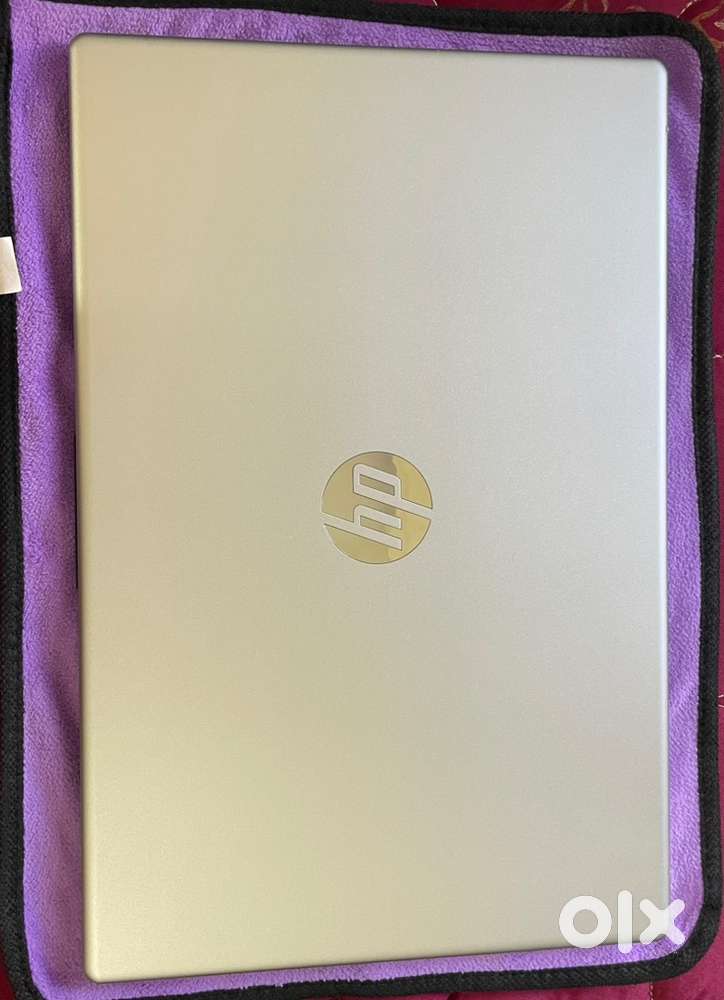 NEW HP LAPTOP FOR URGENT SALE (with warranty)