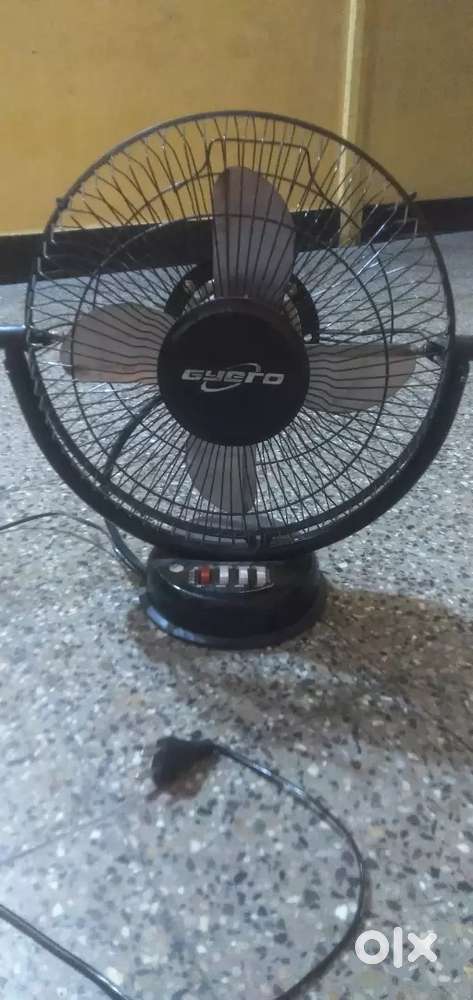 Gyero Table fan