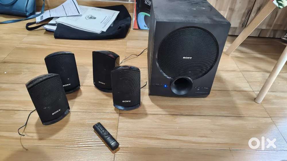 SONY HOME THEATER IN NEW CONDITION