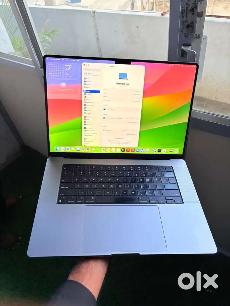 Apple Macbook pro m1 pro
A2485