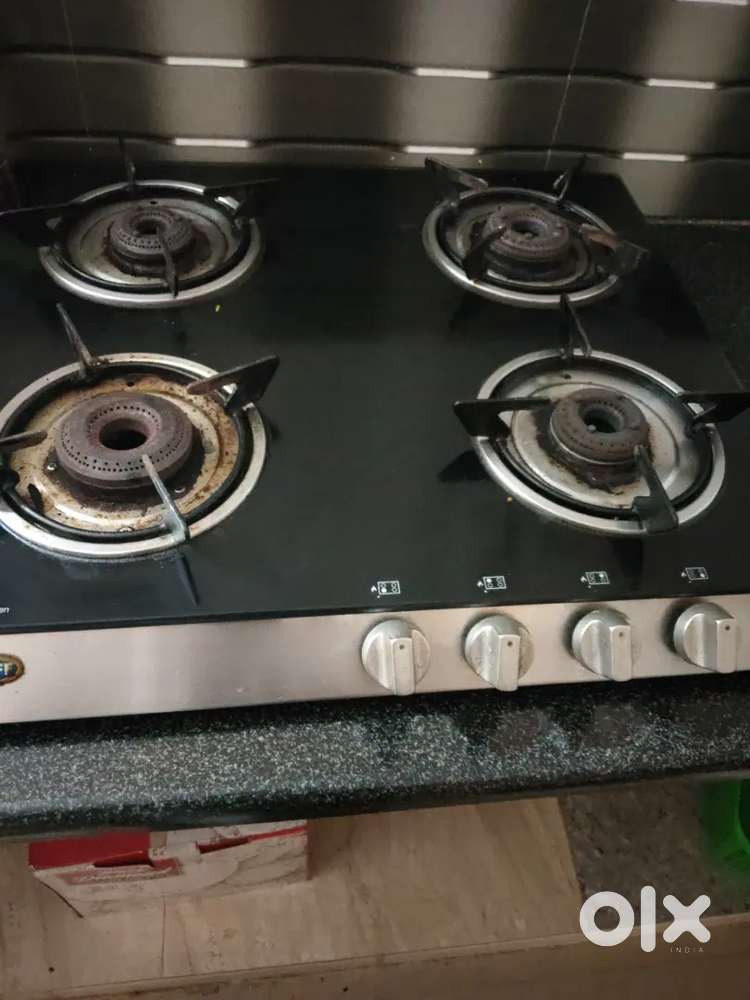 Gas hob condition is good