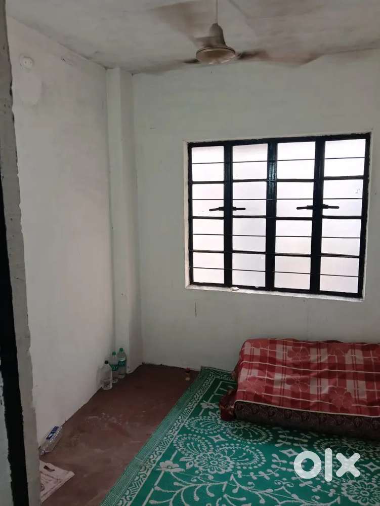 Flat rent for gilrs specialy for working girl