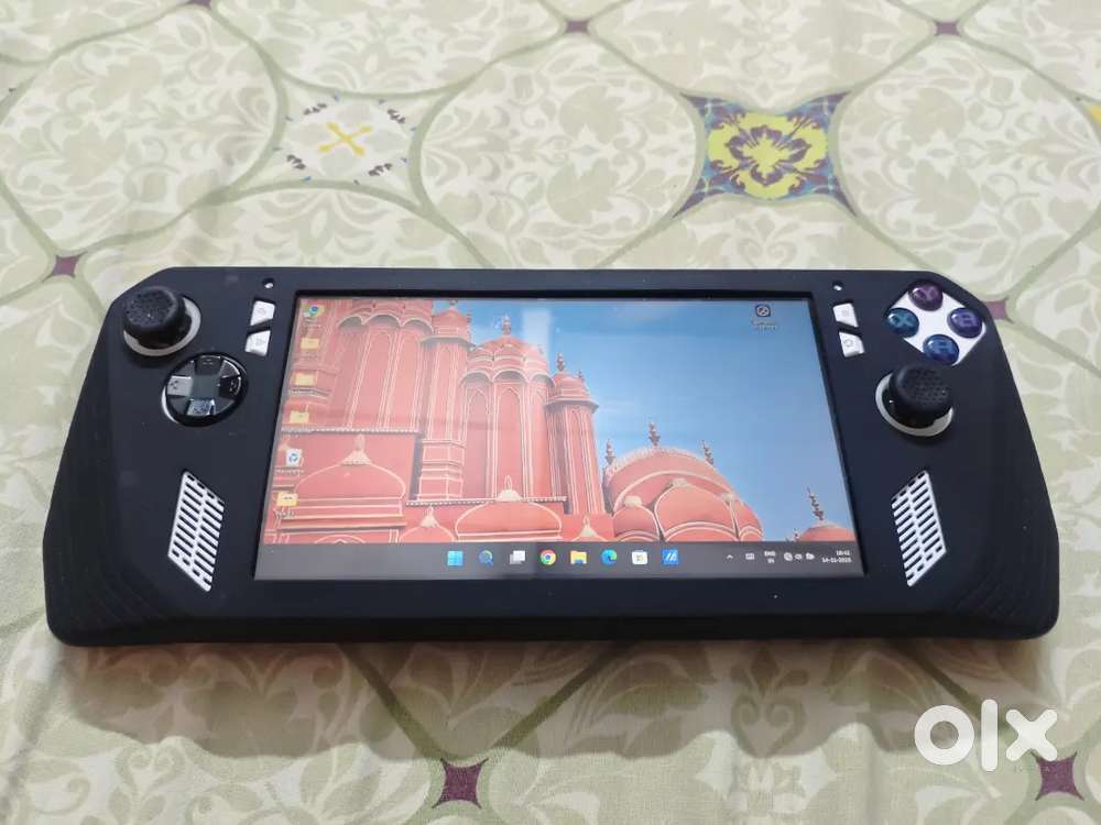 ROG Ally Z1 Extreme 512gb storage 16gb ram