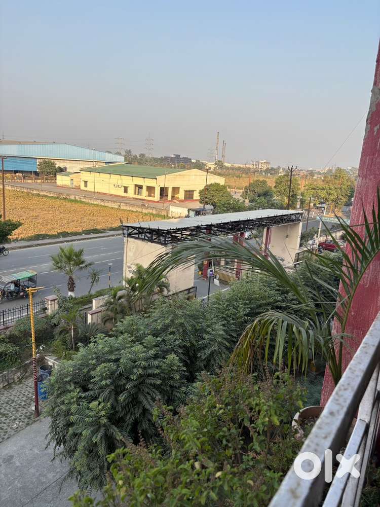 Best Location - one Balcony On highway to Omaxe Road