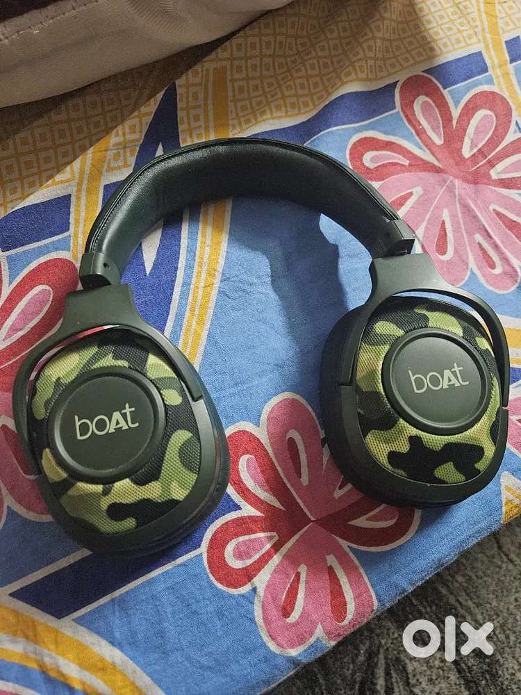 boAt Rockerz 550 Bluetooth Headphones (Army Green)