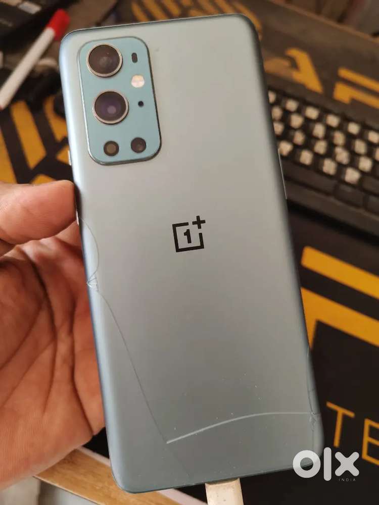 One plus 9 pro 12/ 256