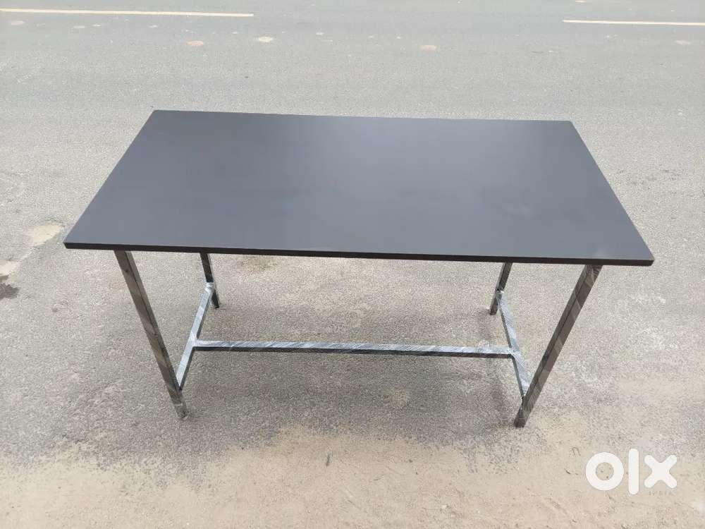 Brand new study table or computer table at factory price COD